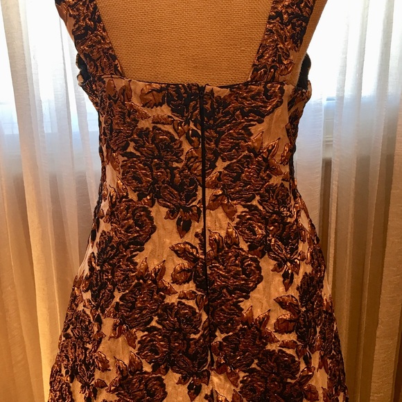 Madarari incredible evening gown, size M/L - Picture 9 of 12